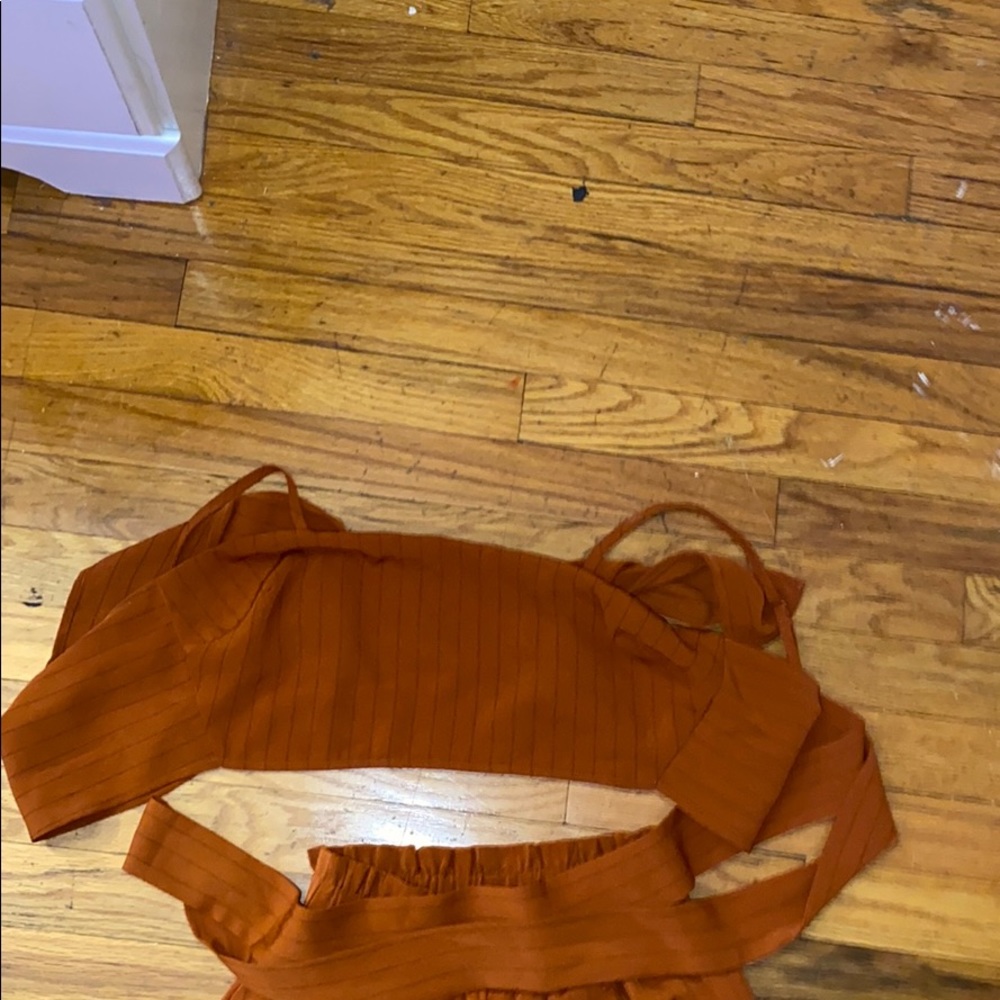 A cute ginger two piece outfit